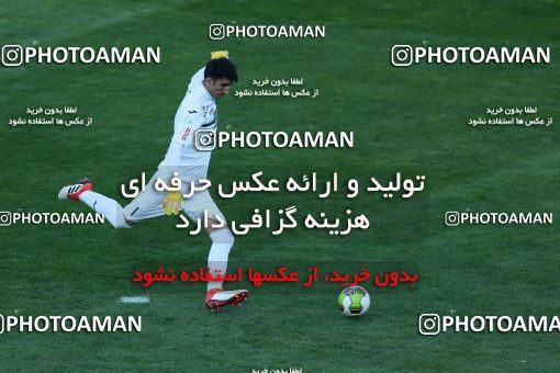 1025750, Tehran, Iran, لیگ برتر فوتبال ایران، Persian Gulf Cup، Week 25، Second Leg، Esteghlal 1 v 0 Persepolis on 2018/03/01 at Azadi Stadium