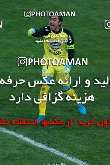 1024830, Tehran, Iran, لیگ برتر فوتبال ایران، Persian Gulf Cup، Week 25، Second Leg، Esteghlal 1 v 0 Persepolis on 2018/03/01 at Azadi Stadium