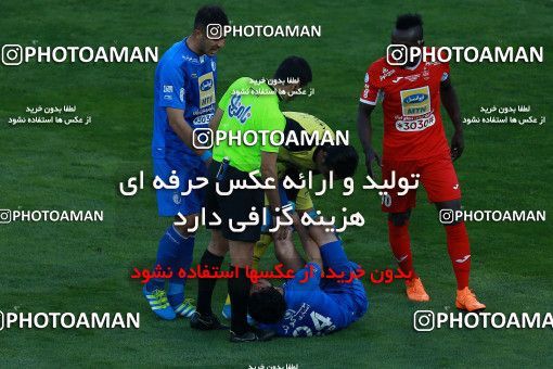 1025149, Tehran, Iran, Iran Pro League، Persian Gulf Cup، 2017-18 season، Second Leg، Week 25، Esteghlal ۱ v ۰ Persepolis on 2018/03/01 at Azadi Stadium