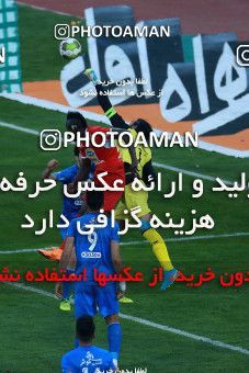 1025006, Tehran, Iran, Iran Pro League، Persian Gulf Cup، 2017-18 season، Second Leg، Week 25، Esteghlal ۱ v ۰ Persepolis on 2018/03/01 at Azadi Stadium