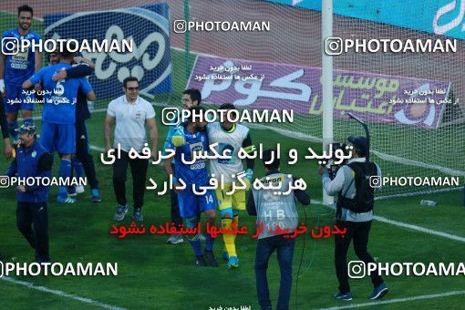 1026058, Tehran, Iran, Iran Pro League، Persian Gulf Cup، 2017-18 season، Second Leg، Week 25، Esteghlal ۱ v ۰ Persepolis on 2018/03/01 at Azadi Stadium