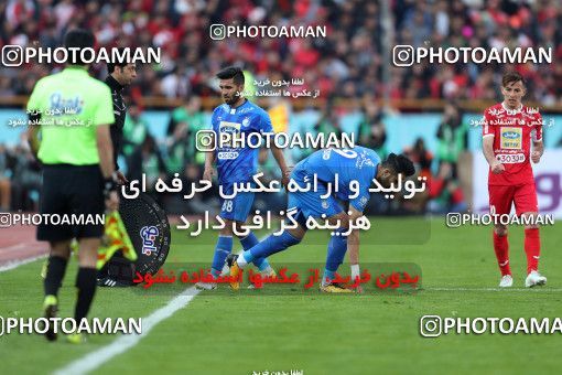 1020812, Tehran, Iran, Iran Pro League، Persian Gulf Cup، 2017-18 season، Second Leg، Week 25، Esteghlal ۱ v ۰ Persepolis on 2018/03/01 at Azadi Stadium