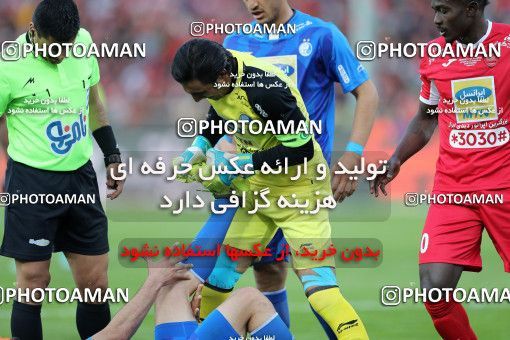 1020883, Tehran, Iran, Iran Pro League، Persian Gulf Cup، 2017-18 season، Second Leg، Week 25، Esteghlal ۱ v ۰ Persepolis on 2018/03/01 at Azadi Stadium