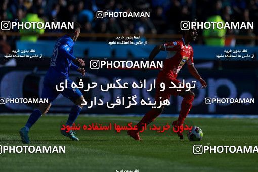 1018375, Tehran, Iran, Iran Pro League، Persian Gulf Cup، 2017-18 season، Second Leg، Week 25، Esteghlal ۱ v ۰ Persepolis on 2018/03/01 at Azadi Stadium