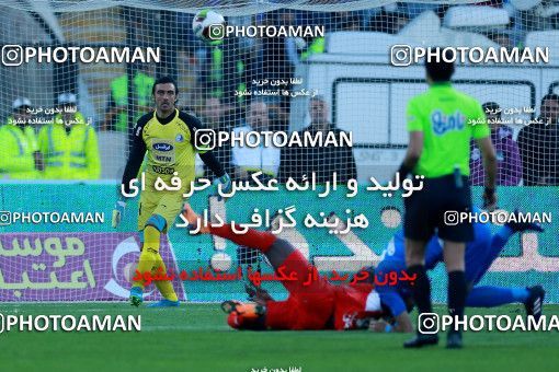 1018546, Tehran, Iran, Iran Pro League، Persian Gulf Cup، 2017-18 season، Second Leg، Week 25، Esteghlal ۱ v ۰ Persepolis on 2018/03/01 at Azadi Stadium