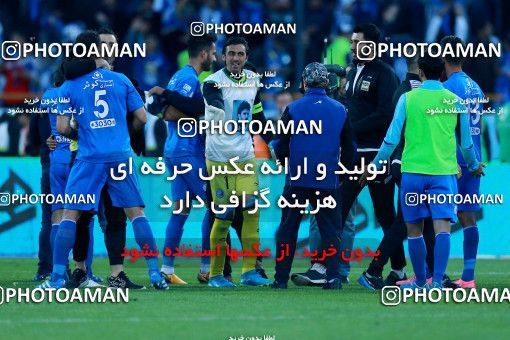 1019124, Tehran, Iran, Iran Pro League، Persian Gulf Cup، 2017-18 season، Second Leg، Week 25، Esteghlal ۱ v ۰ Persepolis on 2018/03/01 at Azadi Stadium