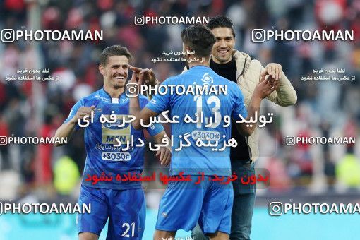 1140650, Tehran, Iran, لیگ برتر فوتبال ایران، Persian Gulf Cup، Week 25، Second Leg، Esteghlal 1 v 0 Persepolis on 2018/03/01 at Azadi Stadium