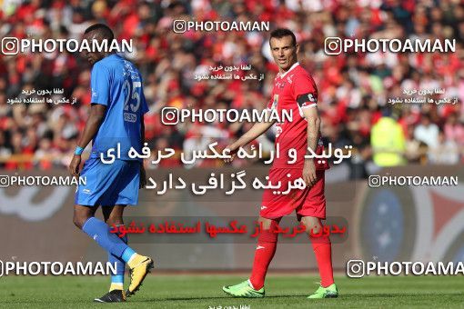 1141197, Tehran, Iran, Iran Pro League، Persian Gulf Cup، 2017-18 season، Second Leg، Week 25، Esteghlal ۱ v ۰ Persepolis on 2018/03/01 at Azadi Stadium