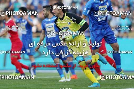 1140841, Tehran, Iran, Iran Pro League، Persian Gulf Cup، 2017-18 season، Second Leg، Week 25، Esteghlal ۱ v ۰ Persepolis on 2018/03/01 at Azadi Stadium