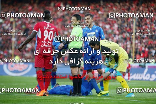 1140666, Tehran, Iran, Iran Pro League، Persian Gulf Cup، 2017-18 season، Second Leg، Week 25، Esteghlal ۱ v ۰ Persepolis on 2018/03/01 at Azadi Stadium