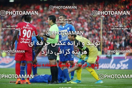 1140756, Tehran, Iran, Iran Pro League، Persian Gulf Cup، 2017-18 season، Second Leg، Week 25، Esteghlal ۱ v ۰ Persepolis on 2018/03/01 at Azadi Stadium