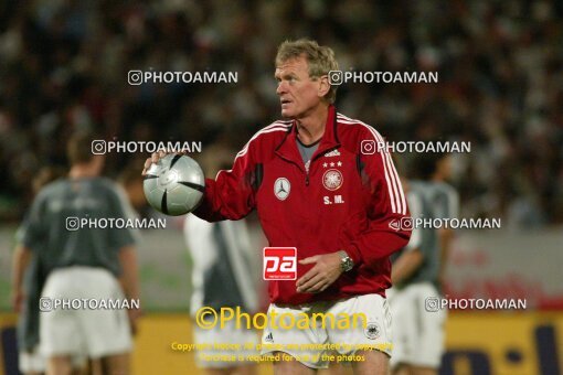 2106169, Tehran, Iran, International friendly match، Iran 0 - 2 Germany on 2004/10/09 at Azadi Stadium