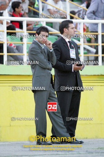 1930398, Tehran, Iran, AFC Champions League 2005, Quarter-final, Turning Play, Pas 3 v 3 Al Ain FC on 2005/09/21 at Shahid Dastgerdi Stadium