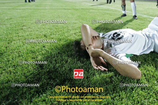 1930413, Tehran, Iran, AFC Champions League 2005, Quarter-final, Turning Play, Pas 3 v 3 Al Ain FC on 2005/09/21 at Shahid Dastgerdi Stadium