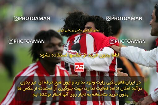 2000953, Tehran, Iran, لیگ برتر فوتبال ایران، Persian Gulf Cup، Week 8، First Leg، Persepolis 2 v 1 Esteghlal on 2006/11/03 at Azadi Stadium