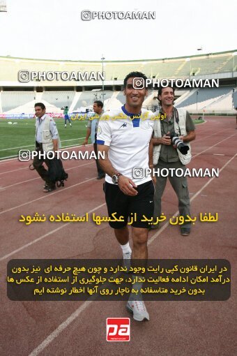 2191382, Tehran, Iran, Iran Pro League، Persian Gulf Cup، 2009-10 season، First Leg، Week 2، Persepolis ۱ v ۱ Esteghlal Ahvaz on 2009/08/14 at Azadi Stadium