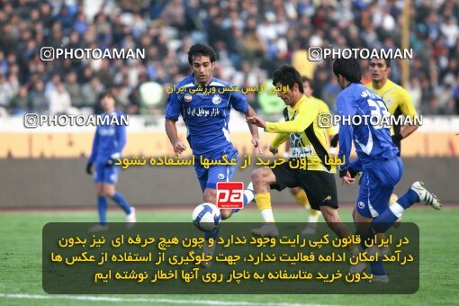 2164274, Tehran, Iran, Iran Pro League، Persian Gulf Cup، 2009-10 season، Second Leg، Week 19، Esteghlal 3 v 2 Fajr-e Sepasi Shiraz on 2009/12/11 at Azadi Stadium