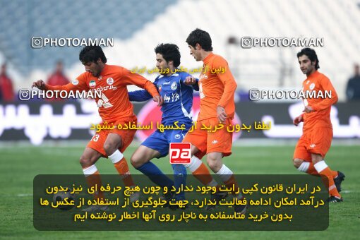 2191583, Tehran, Iran, Iran Pro League، Persian Gulf Cup، 2009-10 season، Second Leg، Week 22، Esteghlal ۱ v ۱ Saipa on 2010/01/10 at Azadi Stadium