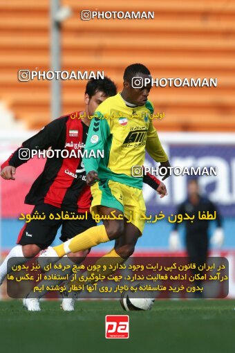 2191773, Tehran, Iran, Iran Pro League، Persian Gulf Cup، 2009-10 season، Second Leg، Week 23، Rah Ahan ۱ v ۰ Aboumoslem on 2010/01/16 at Ekbatan Stadium