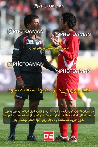 2192109, Tehran, Iran, Iran Pro League، Persian Gulf Cup، 2009-10 season، Second Leg، Week 24، Persepolis ۱ v ۰ Rah Ahan on 2010/01/22 at Azadi Stadium