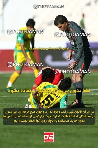 2192003, Tehran, Iran, Iran Pro League، Persian Gulf Cup، 2009-10 season، Second Leg، Week 24، Persepolis ۱ v ۰ Rah Ahan on 2010/01/22 at Azadi Stadium