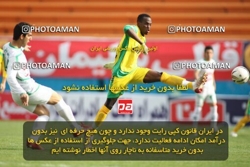 2194290, Tehran, Iran, Iran Pro League، Persian Gulf Cup، 2009-10 season، Second Leg، Week 27، Rah Ahan ۰ v ۰ PAS Hamedan F.C. on 2010/02/19 at Ekbatan Stadium