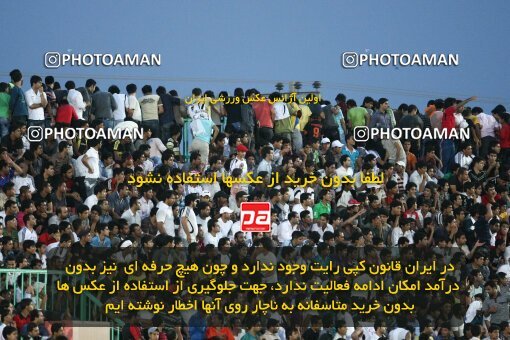 2201897, Bushehr, Iran, Iran Pro League، Persian Gulf Cup، 2009-10 season، Second Leg، Week 32، Shahin Boushehr ۰ v ۱ Esteghlal on 2010/05/02 at Shahid Beheshti Stadium