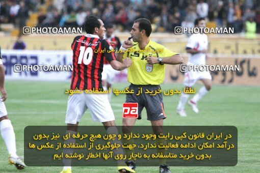 2201931, Mashhad, Iran, Iran Pro League، Persian Gulf Cup، 2009-10 season، Second Leg، Week 33، Aboumoslem 3 v ۱ Persepolis on 2010/05/06 at Samen Stadium