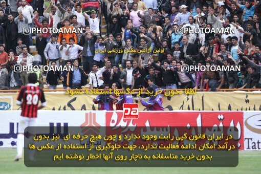 2201941, Mashhad, Iran, Iran Pro League، Persian Gulf Cup، 2009-10 season، Second Leg، Week 33، Aboumoslem 3 v ۱ Persepolis on 2010/05/06 at Samen Stadium