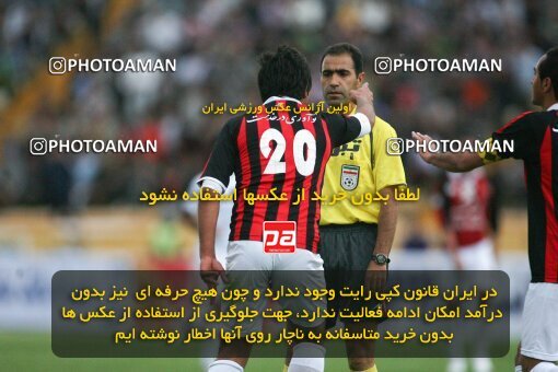 2202107, Mashhad, Iran, Iran Pro League، Persian Gulf Cup، 2009-10 season، Second Leg، Week 33، Aboumoslem 3 v ۱ Persepolis on 2010/05/06 at Samen Stadium