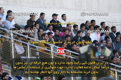 2202035, Tehran, Iran, Iran Pro League، Persian Gulf Cup، 2009-10 season، Second Leg، Week 33، Esteghlal ۱ v ۰ Rah Ahan on 2010/05/06 at Azadi Stadium