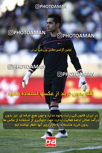 2201926, Tehran, Iran, Iran Pro League، Persian Gulf Cup، 2009-10 season، Second Leg، Week 33، Esteghlal ۱ v ۰ Rah Ahan on 2010/05/06 at Azadi Stadium