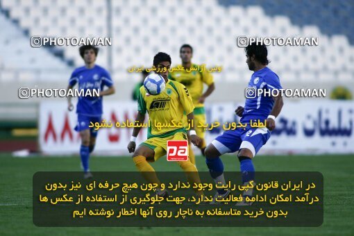 2202173, Tehran, Iran, Iran Pro League، Persian Gulf Cup، 2009-10 season، Second Leg، Week 33، Esteghlal ۱ v ۰ Rah Ahan on 2010/05/06 at Azadi Stadium