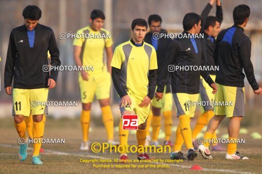 1924903, Tehran, Iran, Nirouhaye Mosallah National Football Team Training Session on 2013/01/07 at Iran National Football Center