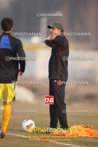 1924918, Tehran, Iran, Nirouhaye Mosallah National Football Team Training Session on 2013/01/07 at Iran National Football Center