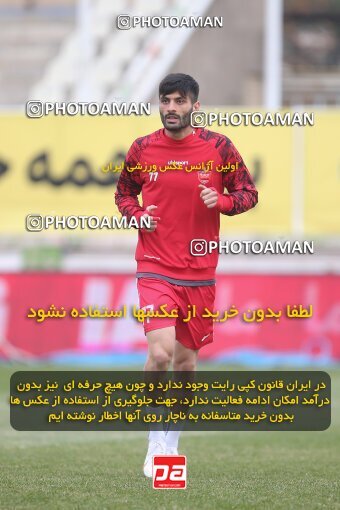 1997900, Tehran, Iran, Iran Pro League، Persian Gulf Cup، 2021-2022 season، First Leg، Week 10، Paykan ۱ v 3 Persepolis on 2021/12/15 at Shahid Dastgerdi Stadium