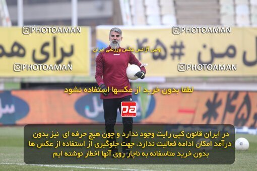 1997901, Tehran, Iran, Iran Pro League، Persian Gulf Cup، 2021-2022 season، First Leg، Week 10، Paykan ۱ v 3 Persepolis on 2021/12/15 at Shahid Dastgerdi Stadium