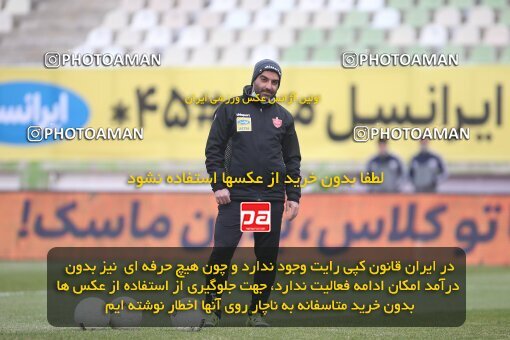 1997906, Tehran, Iran, Iran Pro League، Persian Gulf Cup، 2021-2022 season، First Leg، Week 10، Paykan ۱ v 3 Persepolis on 2021/12/15 at Shahid Dastgerdi Stadium