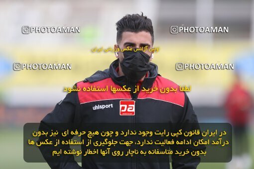 1997951, Tehran, Iran, Iran Pro League، Persian Gulf Cup، 2021-2022 season، First Leg، Week 10، Paykan ۱ v 3 Persepolis on 2021/12/15 at Shahid Dastgerdi Stadium