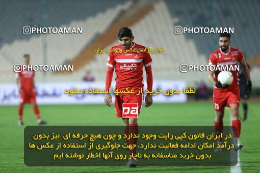 1998174, Tehran, Iran, Iran Pro League، Persian Gulf Cup، 2021-2022 season، First Leg، Week 11، Persepolis 2 v ۰ Zob Ahan Esfahan on 2021/12/24 at Azadi Stadium