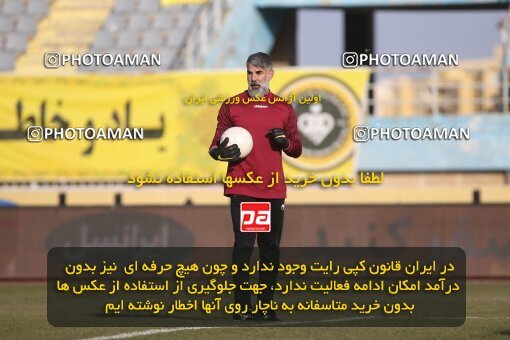 1998304, Arak, Iran, Iran Pro League، Persian Gulf Cup، 2021-2022 season، First Leg، Week 12، Sepahan ۰ v ۱ Persepolis on 2021/12/29 at Arak Imam Khomeini Stadium