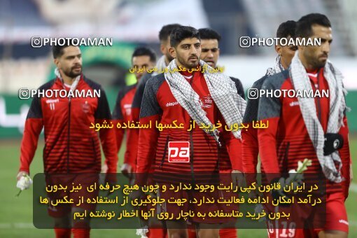 1998407, Tehran, Iran, Iran Pro League، Persian Gulf Cup، 2021-2022 season، First Leg، Week 13، Persepolis 2 v ۱ Tractor S.C. on 2022/01/03 at Azadi Stadium