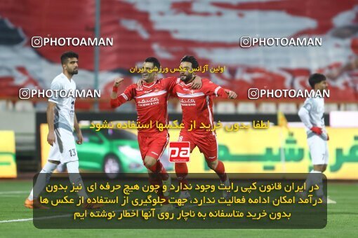 1998427, Tehran, Iran, Iran Pro League، Persian Gulf Cup، 2021-2022 season، First Leg، Week 13، Persepolis 2 v ۱ Tractor S.C. on 2022/01/03 at Azadi Stadium