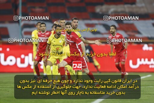 1998497, Tehran, Iran, لیگ برتر فوتبال ایران، Persian Gulf Cup، Week 15، First Leg، Persepolis 1 v 0 Fajr-e Sepasi Shiraz on 2022/01/13 at Azadi Stadium