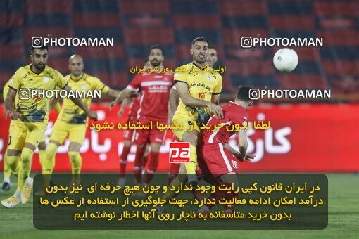 1998498, Tehran, Iran, Iran Pro League، Persian Gulf Cup، 2021-2022 season، First Leg، Week 15، Persepolis ۱ v ۰ Fajr-e Sepasi Shiraz on 2022/01/13 at Azadi Stadium