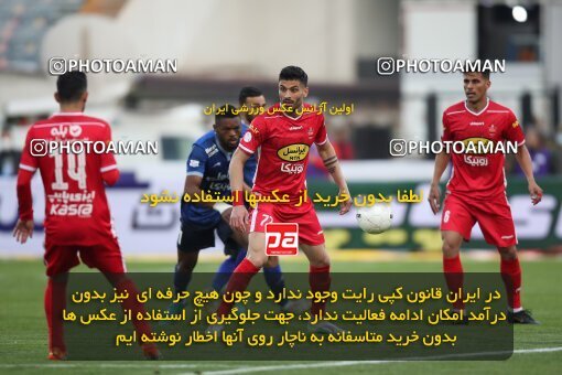 1945852, Tehran, Iran, لیگ برتر فوتبال ایران، Persian Gulf Cup، Week 23، Second Leg، Persepolis 1 v 1 Esteghlal on 2022/03/17 at Azadi Stadium