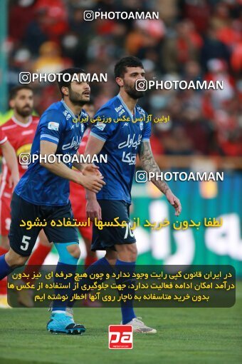 1922500, Tehran, Iran, Iran Pro League، Persian Gulf Cup، 2021-2022 season، Second Leg، Week 23، Persepolis ۱ v ۱ Esteghlal on 2022/03/17 at Azadi Stadium