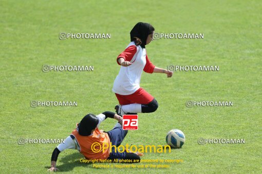 2044109, Rasht, Iran, Iran تیم ملی فوتبال نوجوانان بانوان Training Session on 2023/06/16 at Shahid Dr. Azodi Stadium