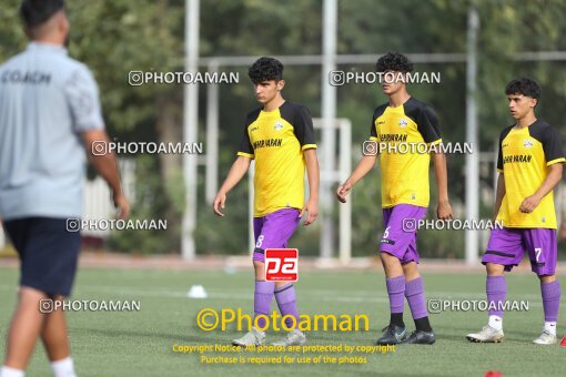 2061884, Tehran, Iran, Friendly logistics match، Iran 4 - 4 Mehr Yaran on 2023/07/20 at Iran National Football Center