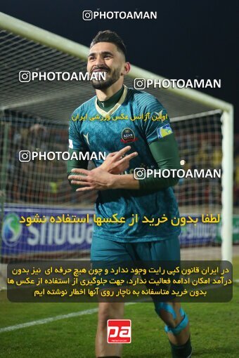 2177805, Qazvin, Iran, Iran Pro League، Persian Gulf Cup، 2023-2024 season، First Leg، Week 15، Shams Azar F.C. ۱ v ۰ Sepahan on 2024/01/01 at ورزشگاه سردار آزادگان